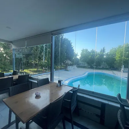 Kilic Airport * Smirne